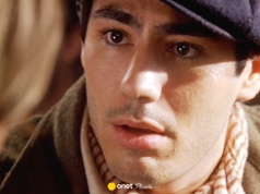 To on, a nie Leonardo DiCaprio zdobył serca fanów "Titanica". Tak dziś wygląda