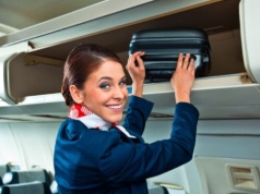 Stewardesa zdradza, co najbardziej irytuje w samolocie. Wiele osób robi to nagminnie