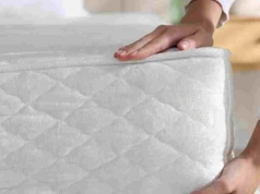 Pokrowiec na materac – jak często go wymieniać i po czym poznać, że czas na nowy?
