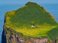 Najbardziej samotny dom na świecie. To nie kryjówka celebrytów. Tak wygląda "koniec świata"