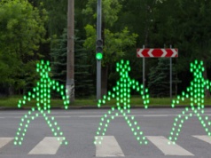 Zielone światło nie zawsze chroni – mandat 1,5 tys. zł czeka na nieuważnych kierowców