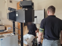 Dokonali rozboju i wymusili prawie 4 tysiące złotych. Grozi im do 20 lat więzienia