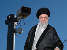 Tak wyśledzili Chameneia. Izrael miał wgląd w kamery w Teheranie