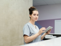 Sąd po stronie RPP: rejestracja telefoniczna w POZ ma realnie działać