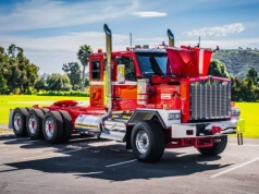 Oto nowy Kenworth C580: przód niczym ściana, dwuczęściowa maska i 450 ton