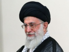 Następca Chameneiego miał zostać wybrany. Władza zostaje w rodzinie ajatollaha