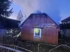Pożar strawił drewniany dom. Tragiczny finał akcji strażaków
