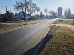 Poranny wypadek na pasach. Twierdził, że oślepiło go słońce
