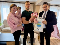 Wyprawka dla maluszków w gminie Czernichów | DŹWIĘK, ZDJĘCIA