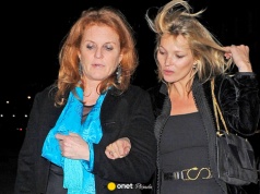 Kate Moss wspiera skompromitowaną Sarę Ferguson. Przyjaźnią się ponad 20 lat