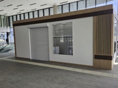 "Barak", "maszkara". Internetowa burza wokół wyspy handlowej na dworcu Olsztyn Główny