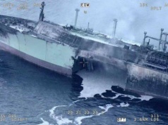 Pożar ogromnego gazowca na Morzu Śródziemnym