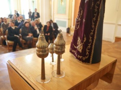 Niemcy ukradli, Polacy oddają