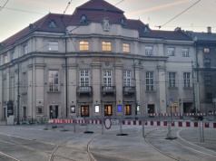 Rozpoczęła się wymiana części torowiska pod Filharmonią (Galeria)