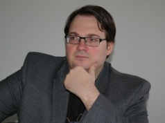 Sanderson zapowiada 4 książki na jesień. Udało się zgromadzić ponad 5,5 miliona dolarów