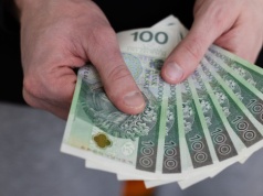 RPP zdecydowała o stopach procentowych. Tak zmienią się raty kredytów, Polacy muszą to wiedzieć