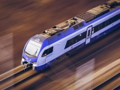 Wypadek na stacji kolejowej. 17-latek walczy o życie