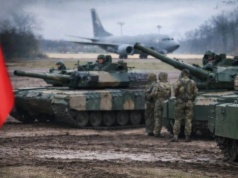 Czarnek do Kosiniaka-Kamysza: NBP oferuje polskie środki. „Po co brniecie w idiotyczną pożyczkę?"