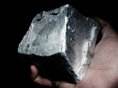 Opracowali aluminium na sterydach. Najtańszy metal świata w roli superreaktywnego narzędzia