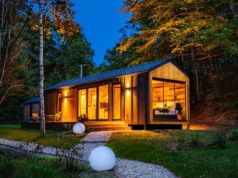 Jak wybrać domek na Warmii i Mazurach, by efektywnie odpocząć?