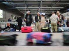 Tylu Polaków czeka na wylot. MSZ podało liczby