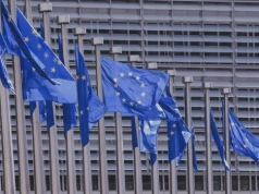 Kaczyński, Putin i Trump jako larwy. Szokująca wystawa w PE