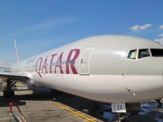 Linie Qatar Airways uruchomią loty ewakuacyjne. Wskazano dwa miejsca