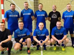 Policjanci z Ciechanowa wicemistrzami turnieju piłki nożnej