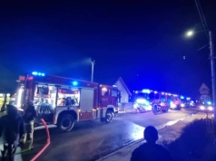 Pożar willi na Mazurach. Do akcji ruszyło kilka jednostek straży pożarnej