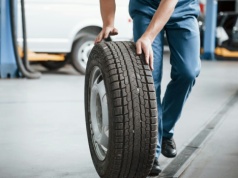 Pułapka „średniej ceny” wymiany opon. Dlaczego 150 zł za komplet to mityczna kwota?