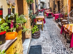 Oliwa Sprawiedliwa po Rewolucjach. Magda Gessler zaczyna od trattorii we Wschowie