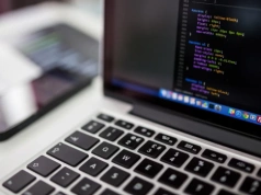 ZUS przypomni przedsiębiorcom o zaległych składkach. Informacja pojawi się w eZUS