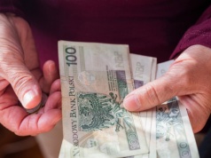 ZUS wypłaci emerytury czerwcowe. Jest nowy komunikat