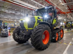 Claas rozpoczyna produkcję Axion 9 CMATIC. Ciągnik Roku 2026 zjeżdża z fabryki