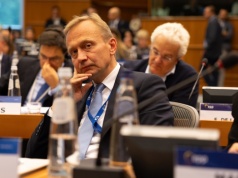 Nowe podatki unijne czy "tylko" opłaty? Serafin się "wygadał"!