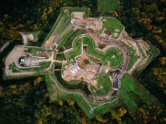 Mamy największą górską twierdzę w Europie. Ten klejnot Dolnego Śląska musisz zobaczyć choć raz