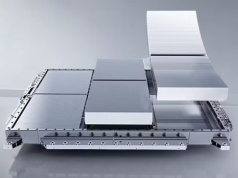 BYD-owi spada sprzedaż w Chinach. Dziś będzie kusił innowacjami: 2. generacją baterii Blade, ładowarkami 1,5 MW