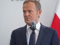 Co z pieniędzmi z SAFE? Donald Tusk apeluje do prezydenta i prezesa NBP