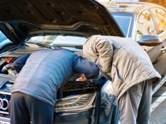 Robert Lewandowski: 44 proc. Polaków padło ofiarą oszustwa przy zakupie używanego auta