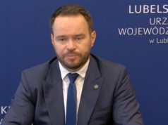 Wojewoda Lublina zdjął krzyż i postawił flagi UE. Nie zostanie ukarany…