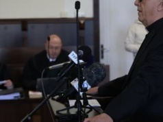 Wiedział. I wysłał księdza pedofila na misję za granicę. Przed sądem mówi, dlaczego
