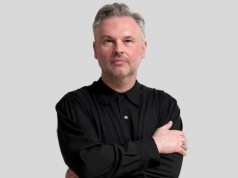 „MA. Pomiędzy ubraniem a ciałem”. Rafał Reif wyjaśnia fenomen współczesnej mody japońskiej