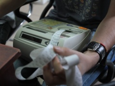 Zaskakujący raport o luce VAT. "Nie sfinansuje nowych obietnic wyborczych"