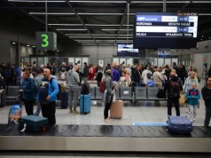 Polacy wracają z Bliskiego Wschodu. Coraz więcej samolotów ląduje na polskich lotniskach