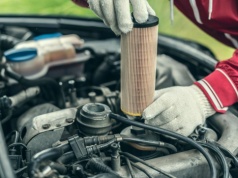 Ten element kierowcy ignorują latami. Gdy się zapcha, silnik zaczyna zachowywać się dziwnie