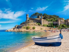 Urlop na Costa Brava w Hiszpanii 🏖️😎🇪🇸 Loty i noclegi w w Tossa de Mar tuż przy plaży za 949 PLN ☀️