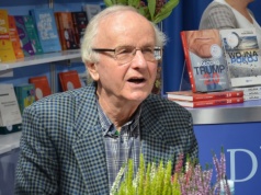 Kołodko: Zamiast się zadłużać, lepiej zapłacić pieniędzmi z NBP