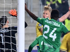 Klątwa wyjazdów trzyma się mocno. Arka przespała pierwsze minuty, budzik zadzwonił za późno