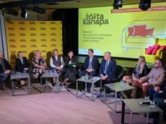 Żółta Kanapa wraca. III edycja poświęcona problemowi hejtu wśród młodzieży
