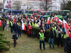 Te grupy pracowników mogą zapomnieć o strajku w 2026 roku. Nie wolno im